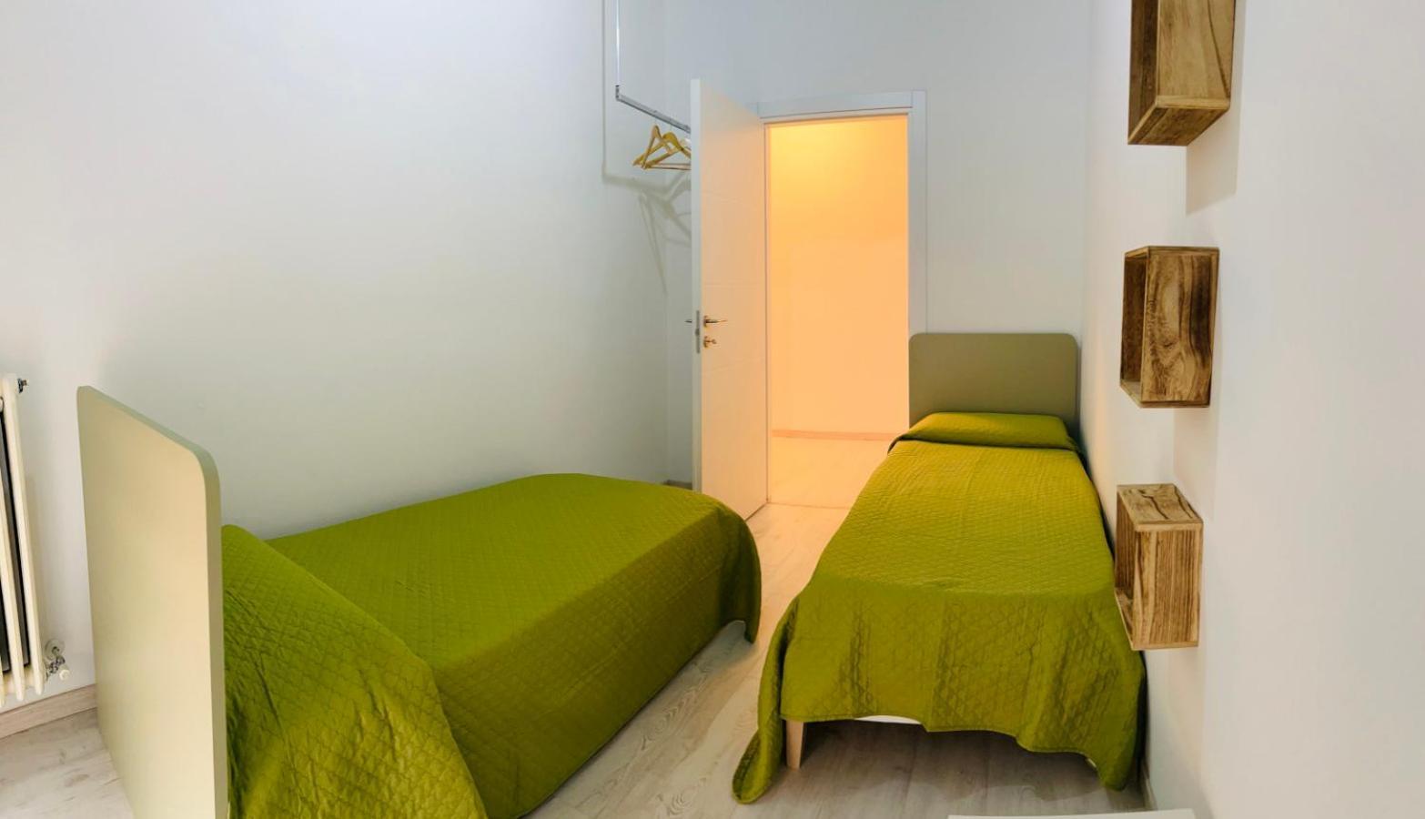 Trilocale Centro Gallarate Buitenkant foto